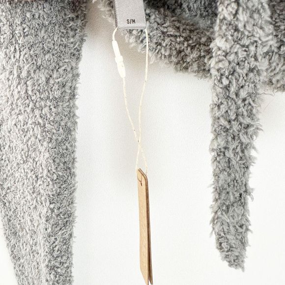 SKIMS Cozy Knit Wrap Top Gray Smoke Size Small Medium Fuzzy Long Sleeve NEW - Picture 9 of 16